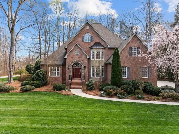 5804 Autumn Gate Dr, Oak Ridge, NC 27310
