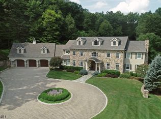 3 Waters Edge Rd, Morristown, NJ 07960