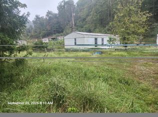 871 State Highway 581, Paintsville, KY 41240