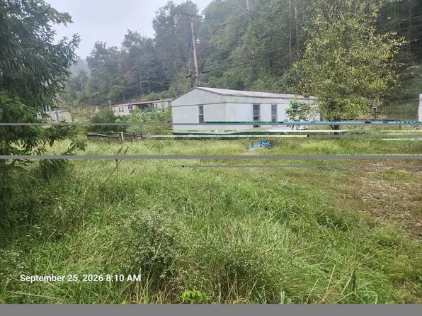 871 State Highway 581, Paintsville, KY 41240
