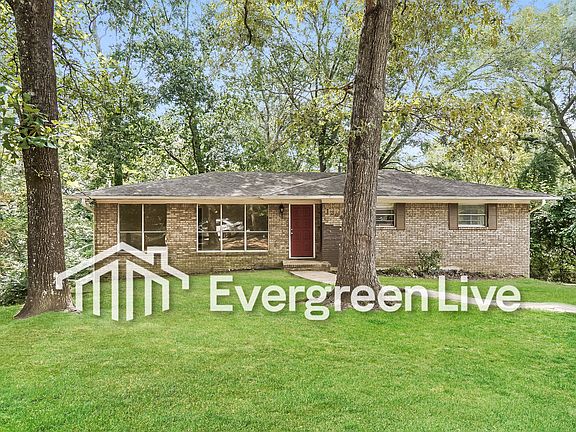 2nd image of 1208 Oakley Dr