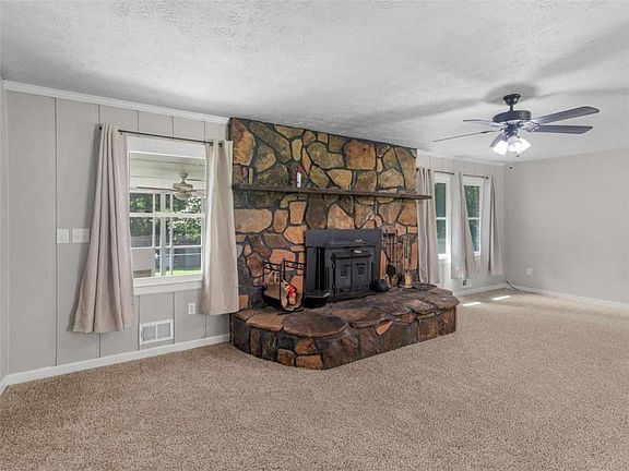 5th image of 4984 Richardson Rd