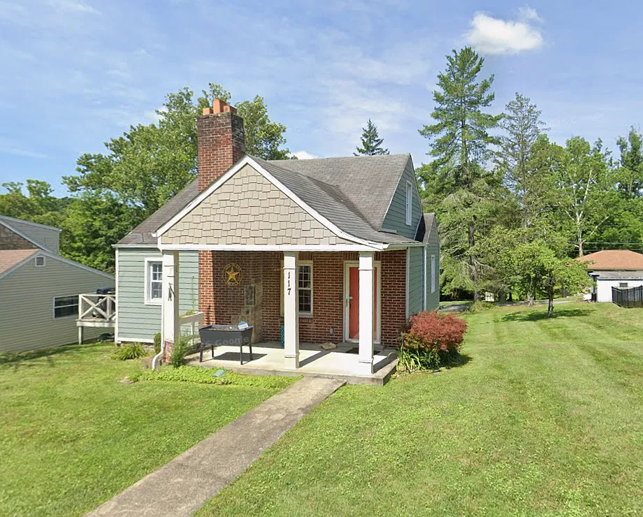 3 bed, 1144 sqft, $1,500 — Photo 1