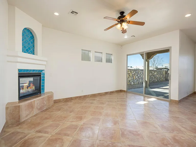 3685 Santa Marcella Ave — Photo 6
