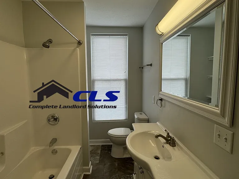 1400 Wabash Ave #B — Photo 14