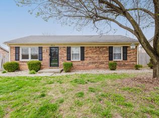 825 Hickory Hill Dr, Nicholasville, KY 40356