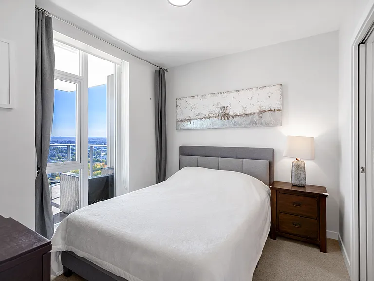 7433 Cambie St #2104 — Photo 15