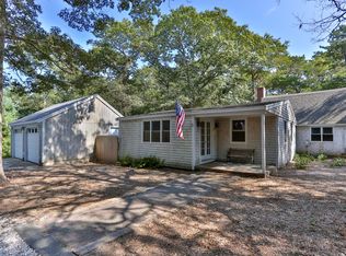 10 Fullers Marsh Rd, Cotuit, MA 02635