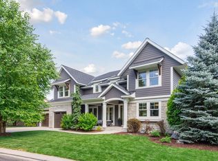 5290 Shenandoah Ln N, Plymouth, MN 55446
