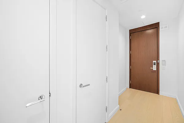 Rented by Nest Seekers International | media 18