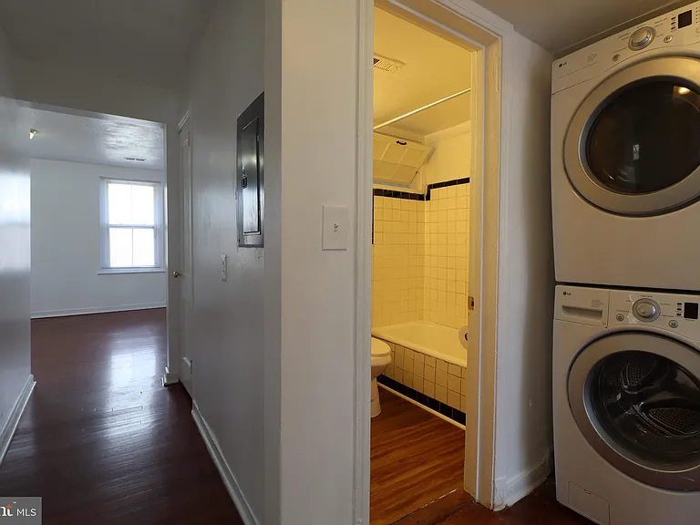 407 Lebaum St SE #1 — Photo 10