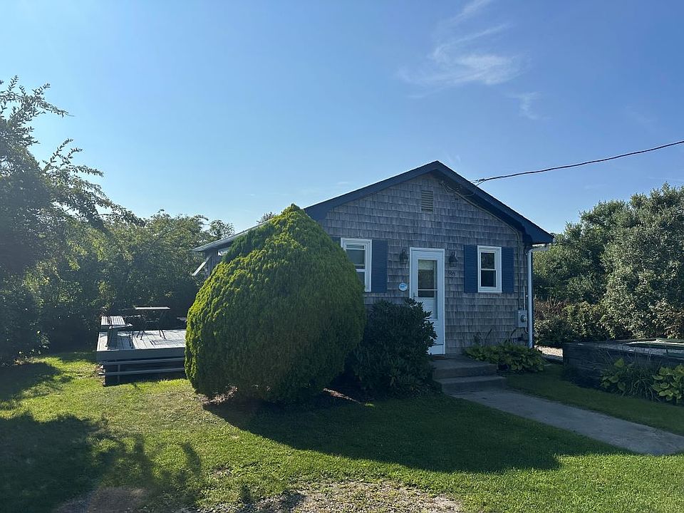 1st image of 595 Succotash Rd