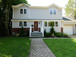 2500 Columbus Ave, Bellmore, NY 11710
