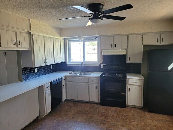 5th image of 306 Woods Dr