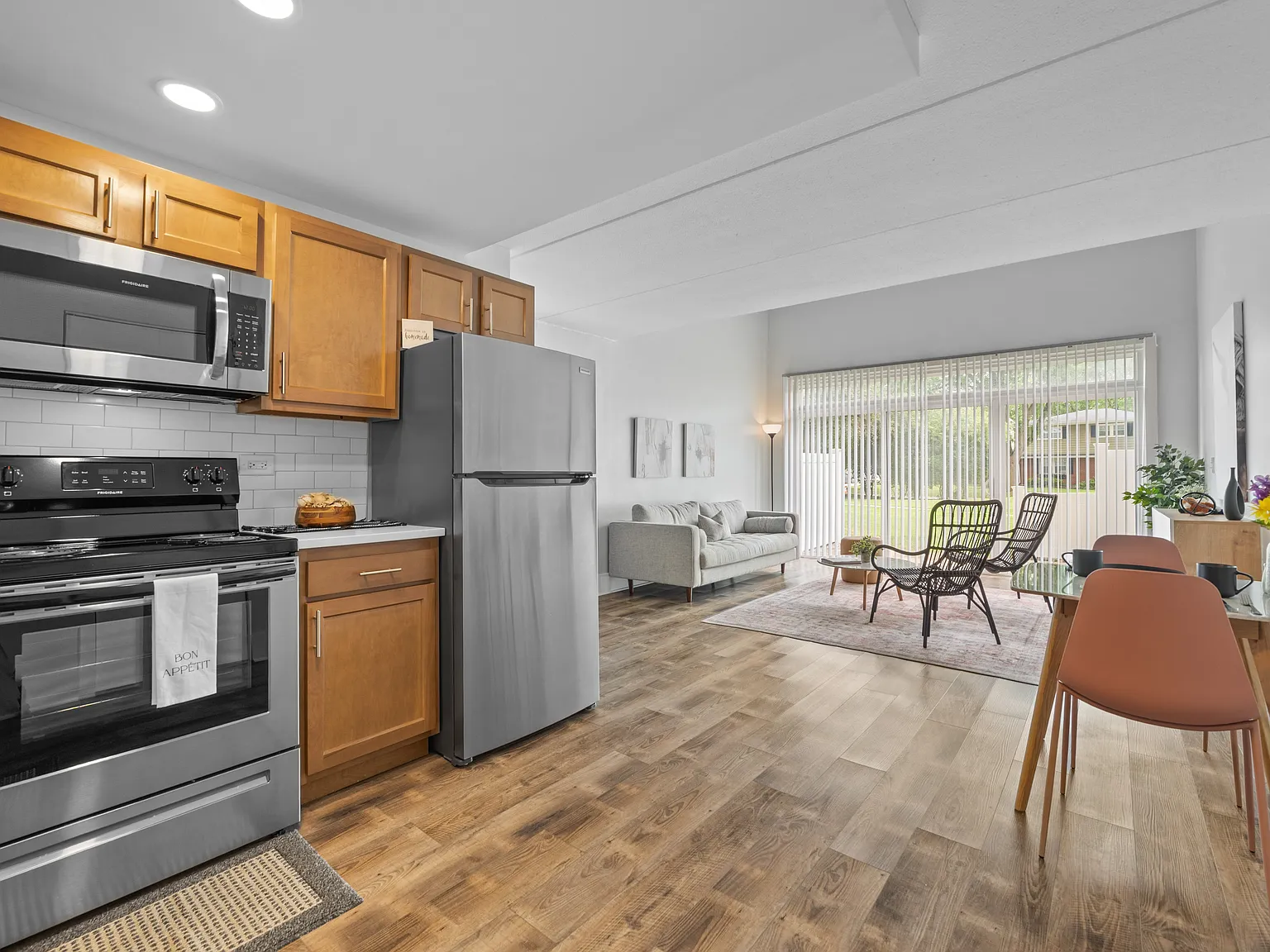 Fox Run Apartments — Photo 4