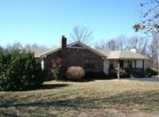 2481 Roellen Newbern Rd, Newbern, TN 38059