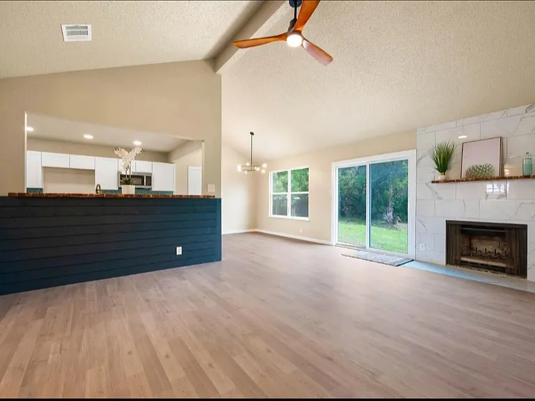 205 Sioux Trl — Photo 11