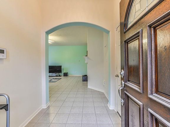 3rd image of 1839 Park Oak Dr