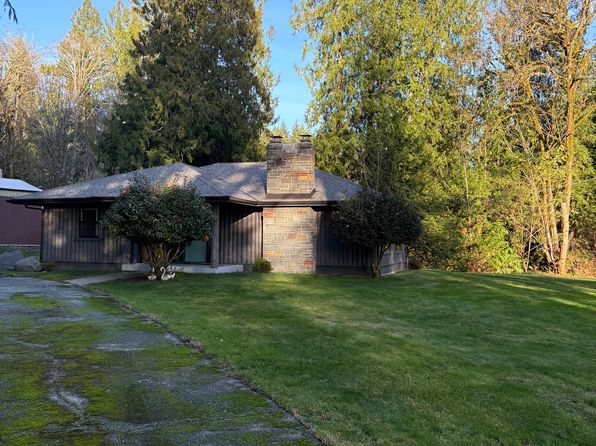 20 NE Elfendahl Pass Rd