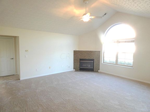 4th image of 1426 Cascade Dr #28