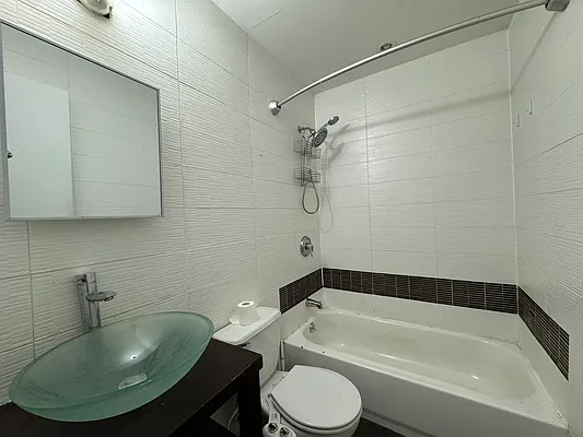 Rented by Simply Brooklyn Realty Inc | media 11