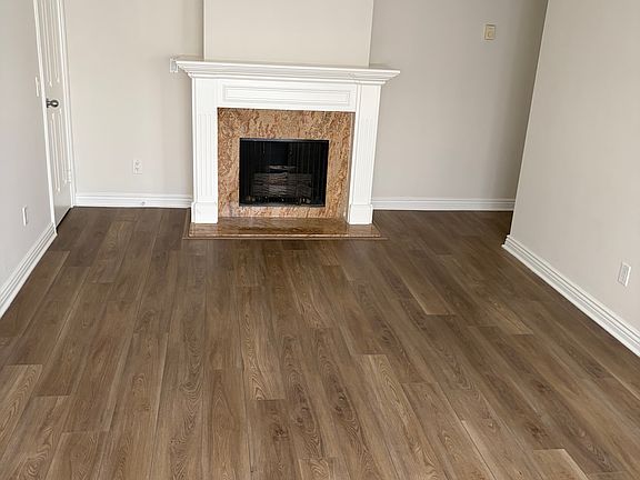 3rd image of 2638 28th St #5