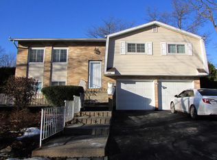 2247 Sunburst Dr, Hazle Township, PA 18202