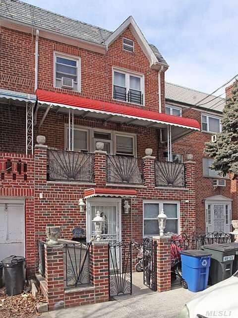 1st image of 2558 48th St