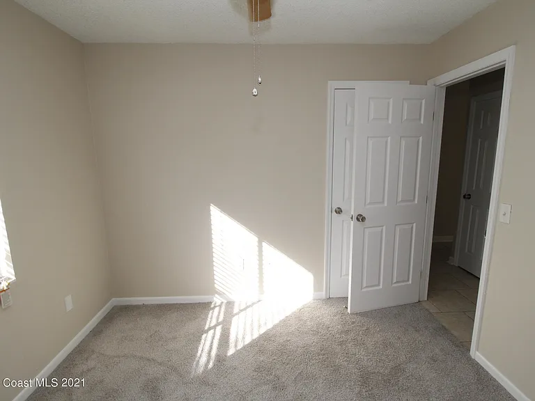 907 Commerce Rd SE — Photo 13