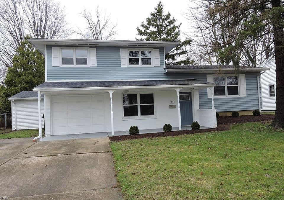 1st image of 448 Stafford Dr