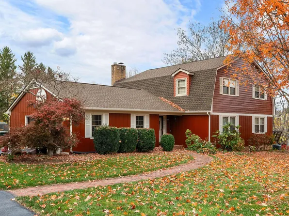 101 Poland St, Waynesboro, VA 22980