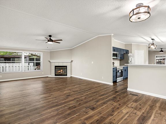 3rd image of 6518 Ashley Ct