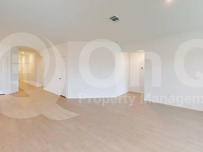 17805 Wrens Nest Way — Photo 14