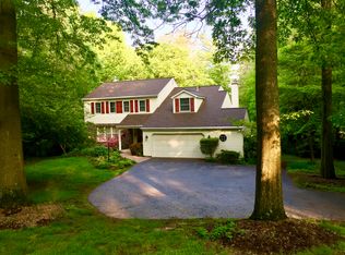 1291 Thomas Oaks Dr, Pottstown, PA 19465
