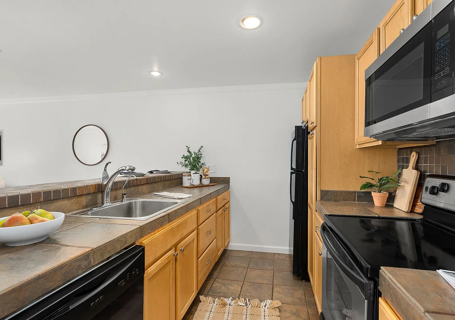 Liberty Lake Condo — Photo 4