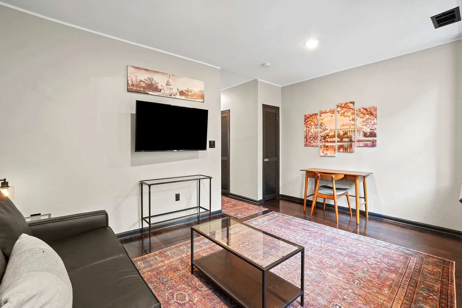1 bed, 1.0 bath, 990 sqft, $3,540 — Photo 1