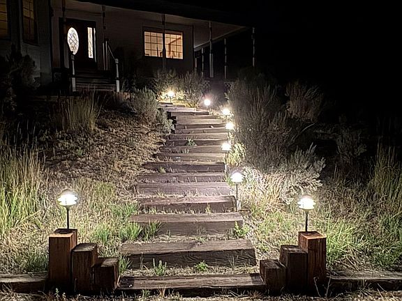 3rd image of 731 Goldenrod Dr