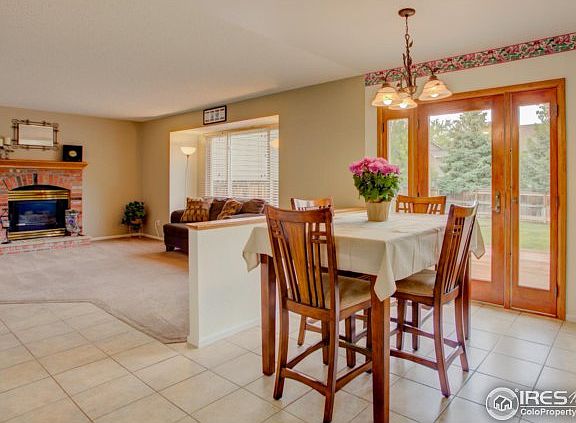 Open floor plan!