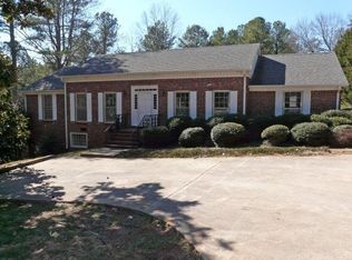 6429 Paradise Point Rd, Flowery Branch, GA 30542