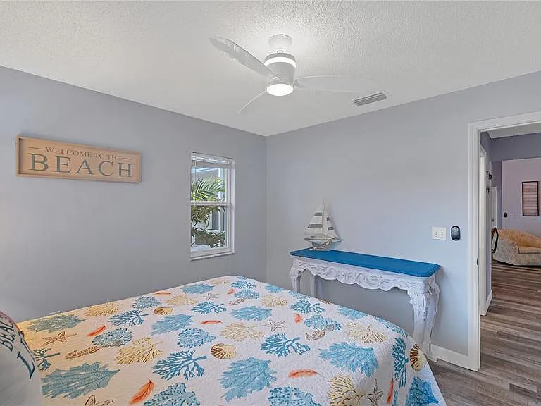 5219 Inverness Dr — Photo 14