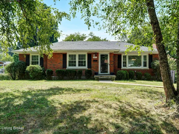 9713 Holiday Dr, Louisville, KY 40272