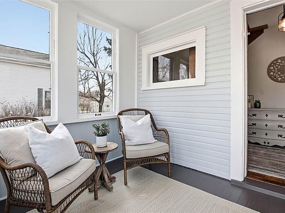 3rd image of 1619 Hayden Avenue