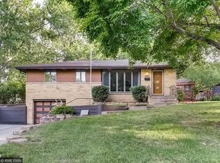 6718 37th Ave N, Crystal, MN 55427