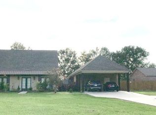 127 Christian Point Rd, Opelousas, LA 70570