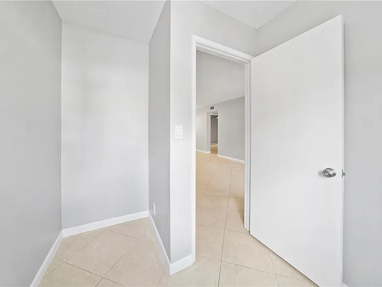 503 Gardens Dr #202 — Photo 11