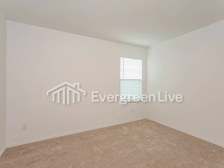 118 Harvest St — Photo 8