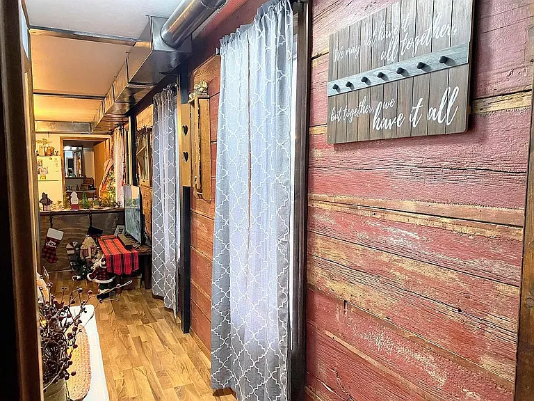 102 S Main St — Photo 14