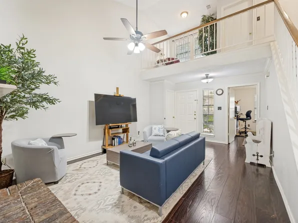 2800 Keller Springs Rd APT 6B, Carrollton, TX 75006