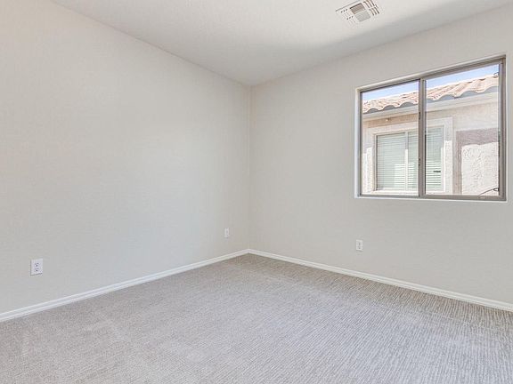 4th image of 2900 W Kristina Ave
