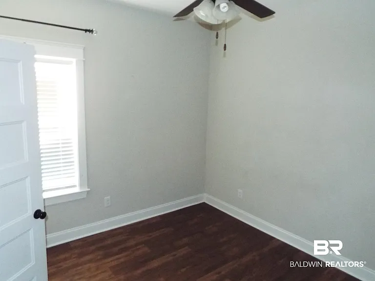 8813 Asphodel Ln — Photo 10
